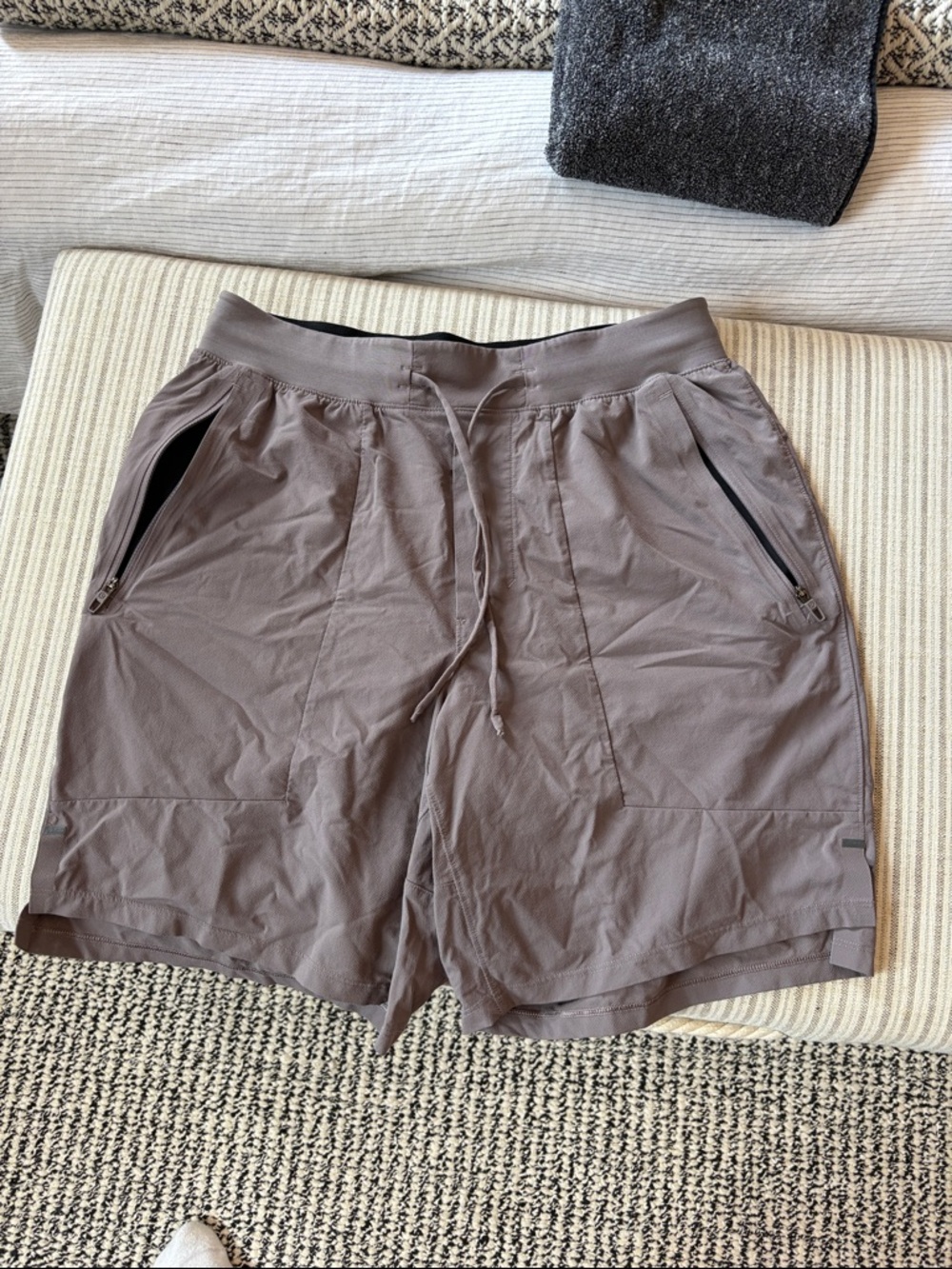 Lulu Lemon Men's Drawstring Performance Shorts - Taupe
